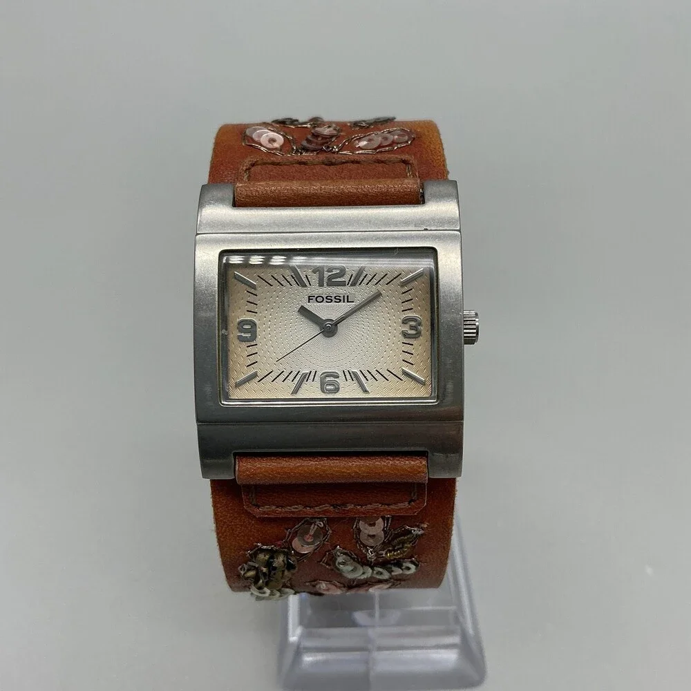 Fossil Womens Watch 30mm Cream Dial Brown Leather Floral Sequin Band New Battery
